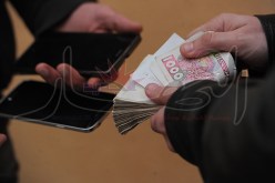 الجزائريون اقتنوا هواتف بـ450 مليون أورو