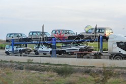 تعليق استيراد السيارات إلى غاية ماي المقبل