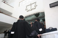المحامون يشلّون المحاكم والمجالس القضائية غدا ويطالبون سلال بتجميد القانون