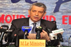 بابا أحمد .. عين على الإضراب وعين على العتبة