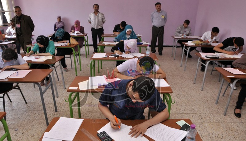 سمارت فـون” و”3G” للـغــش في بـكالــوريـــــا 2014