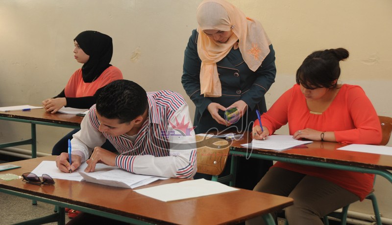 3 حـرّاس في القاعة الواحدة خلال امتحان البكالوريا