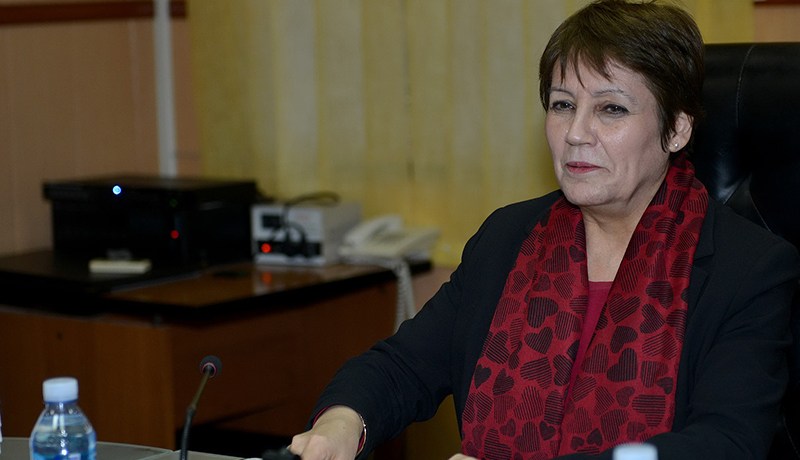 محضرون قضائيون في المدارس تحضيرا لطرد الأساتذة المضربين