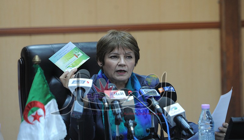 أقراص مضغوطة تحتوي على دروس لتلاميذ الباك بداية من اليوم