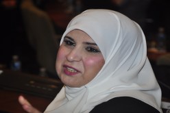 العدالة تستدعي أسماء بن قادة للتحقيق في مقتل طفل بسيارة البرلمان في شوفالي