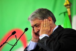 “الفــايسبـوكيون” يتنصّلون مــن بــن فليس ويخــتـارون الإستــقــرار