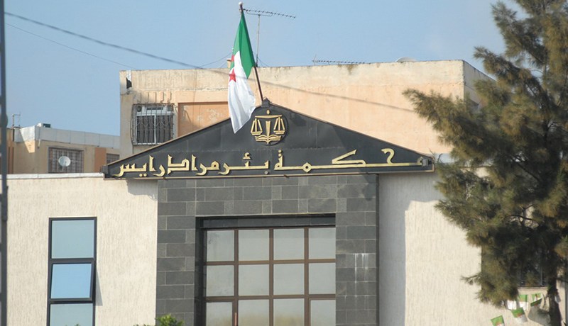 محتالة تبيع عريـسا وهميا لقريبتها بمبلغ 712 مليون سنتيم