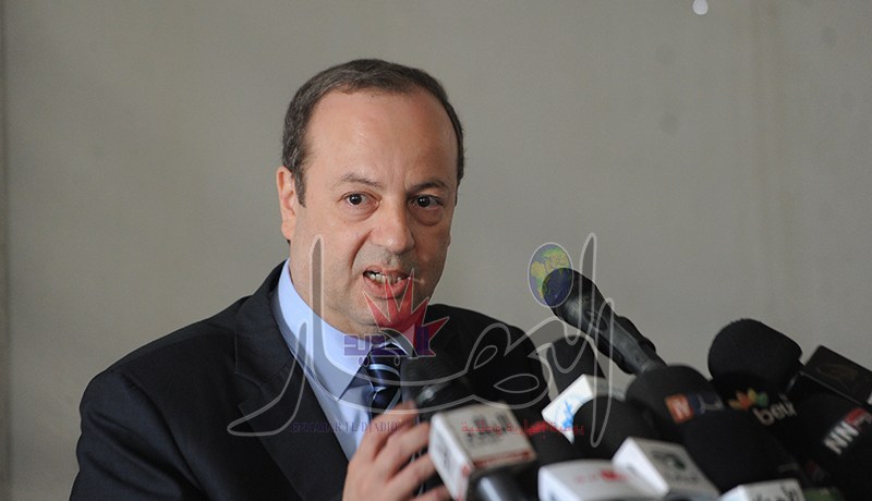 امرأة لتأمين أبراج المراقبة وتفادي حوادث الطائرات