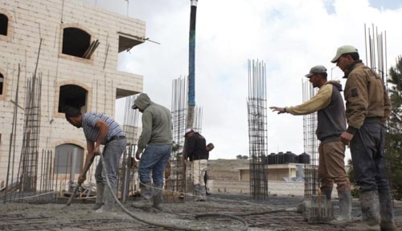 الحكومة توظّف مليون و200 ألف ''ماصو'' لإنجاز 800 ألف مسكن
