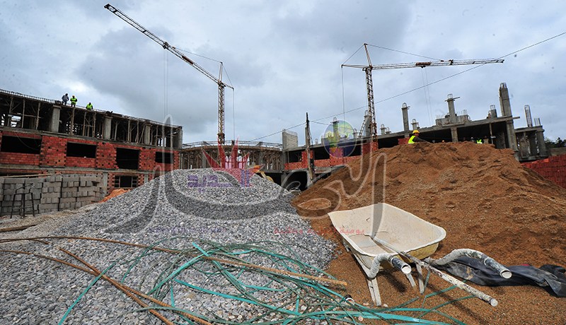 إنجاز مشاريع بناء بملفات مزورة في غياب الرقابة ببلديات وهران