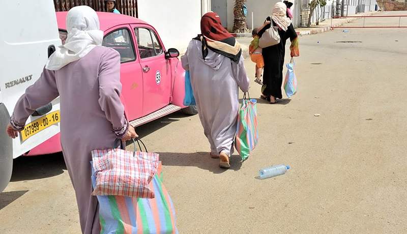 مناوشات وفوضى بالولايات بسبب قفة رمضان في أول أيام شهر الصيام