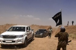 الجزائر تفرض «الفيزا» على السوريين بسبب «داعش»