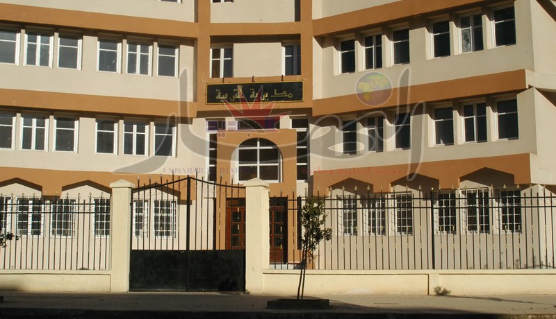 مدير ثانوية ومراقب يمارسان التحرّش الجنسي بعشرات التلميذات في بوينان بالبليدة