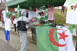 إقبال محتشم على الأعلام الوطنية عشية لقاء الخضر ضد كوت ديفوار