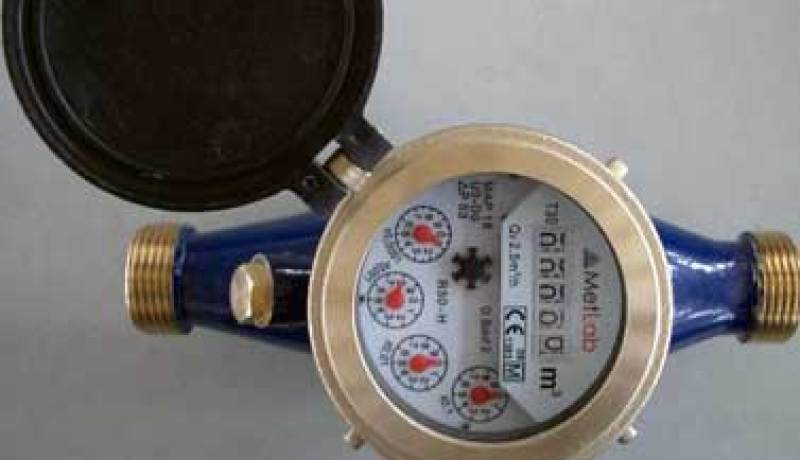 عدادات مياه مزودة بأجهـزة إنذار لتفادي الغش