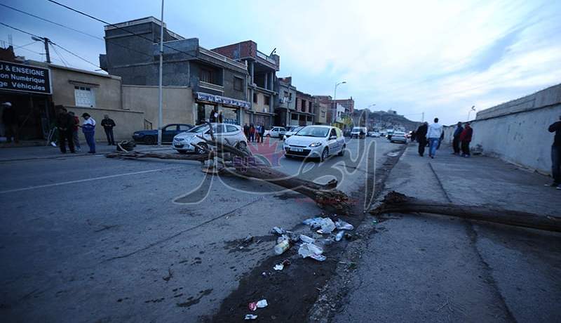 سكان حي 11 ديسمير الفوضوي يطالبون بلدية عين البنيان بمنحهم عقود الملكية في العاصمة