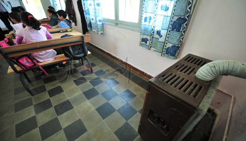 60 ٪ من التلاميذ يعانون البرد أو مهددون بالموت اختناقــا بالغــاز