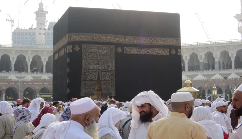 بڤّارة ورجال أعمال ينفقون الملايير لشراء لقب الحاج