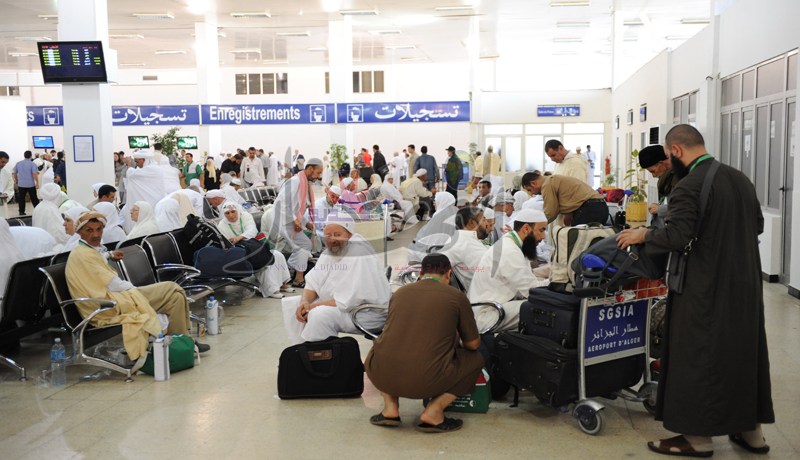 عزوزة يكرّم وكالات عمرها 10 أشهر
