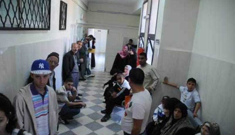 غيابـات بــالجملة وســط عـمـال المســتشفــيـــــات