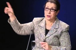 لويزة حنون تقصف بالثقيل وزراء في حكومة سلال