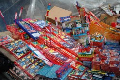 الألعاب النارية والفيميجان ممنوعة من الاستيراد في 2017