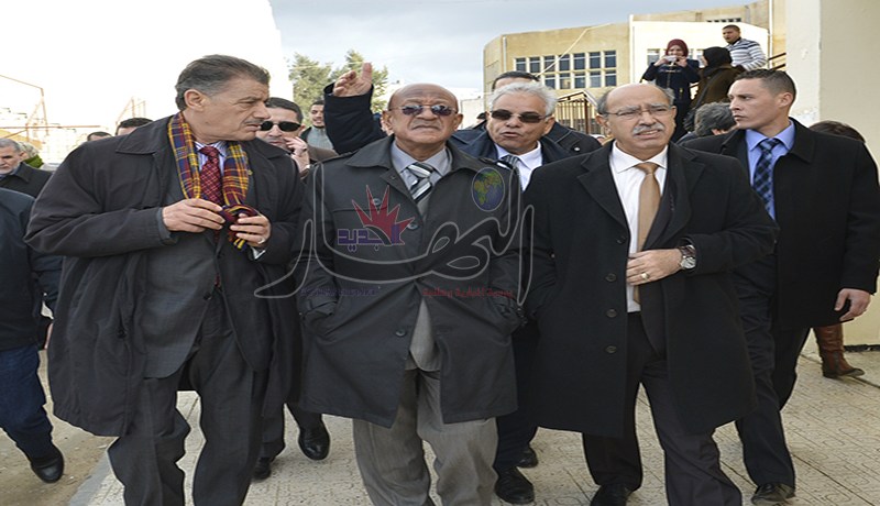 الكوكبتان ترعب ميباركي وزوخ