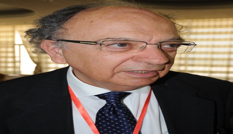 ''مـاحدث في امتحـان الفلسفة كارثة.. وبابا أحمد حر في إصلاحاته''