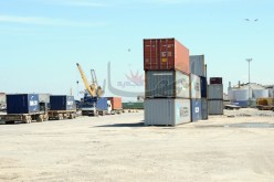 التحقيق في تهريب 4 حاويات بتصاريح كاذبة تجرّ ثلاثة جمركيين ومدير وحدة بنكية إلى الحبس المؤقّت في سكيكدة