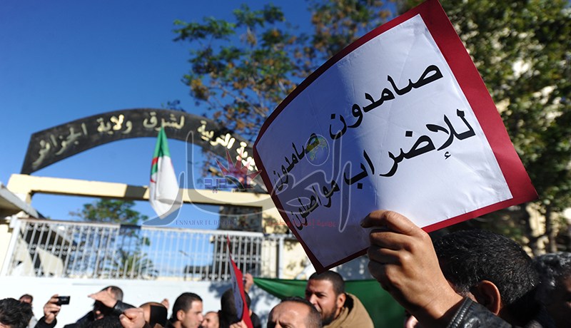 الإضراب غير قانوني وكل أستاذ مضرب يعتبر غائبا عن العمل