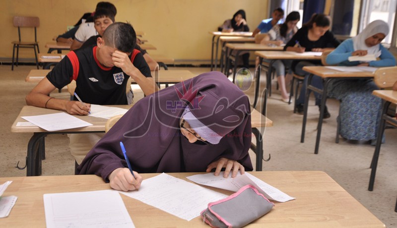 أسئلـة الفيزيـــاء تربــك تلاميـــــذ “البيـــــام”