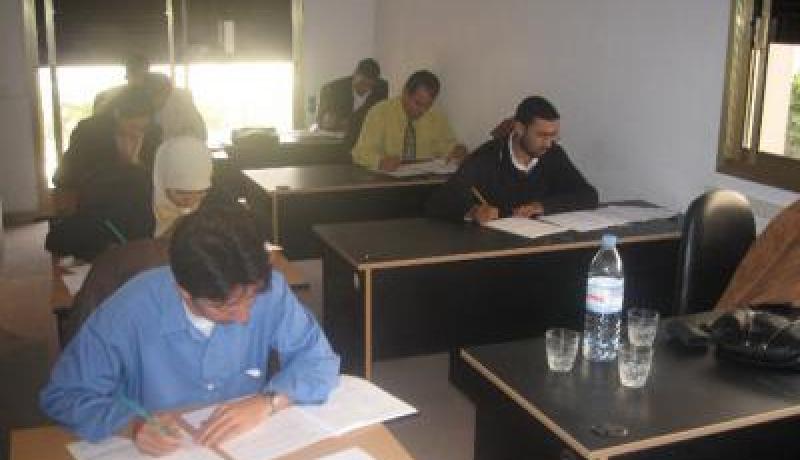 استدعاءات رسمية بالعشرات للأساتذة للمشاركة في مسابقة من دون مناصب