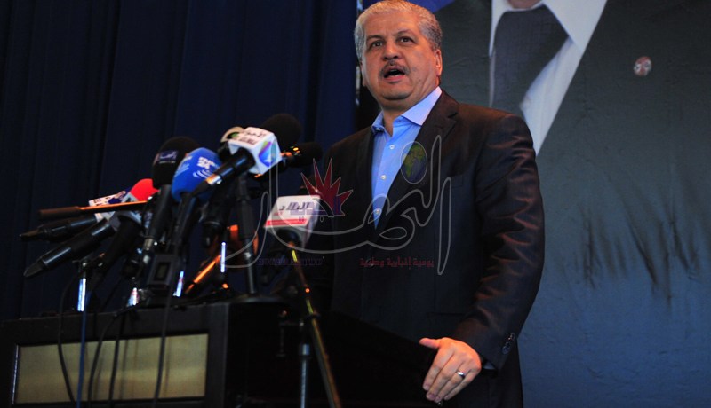 سلال يتعهد بتجسيد الوعود التى أطلقها عبد العزيز أثناء الحملة الإنتخابية
