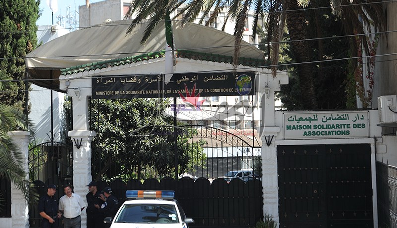 وزارة التضامن توظّف مربّين وحاضنات