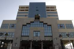 قريبان يذبحان كلوندستان ويرميان جثته بمحاذاة واد في سور الغزلان