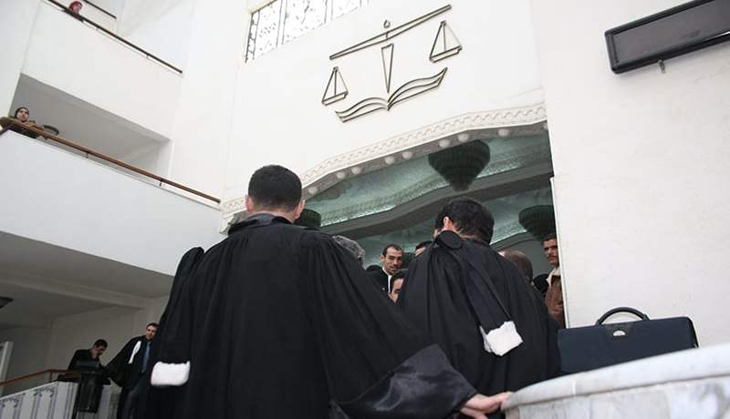 تونسي يحمّل طبيبة مسؤولية وفاة زوجته بعد توليدها قيصريا في حيدرة