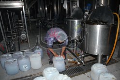 الترخيص للأجانب والزماڤرة باستيراد عتاد خردة