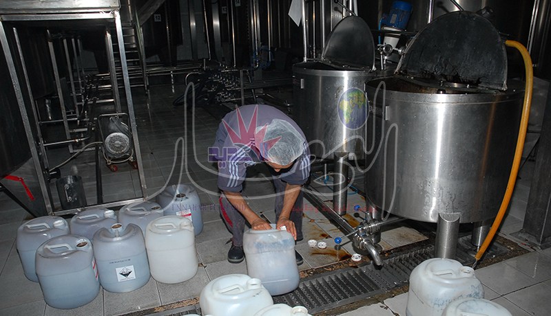 الترخيص للأجانب والزماڤرة باستيراد عتاد خردة