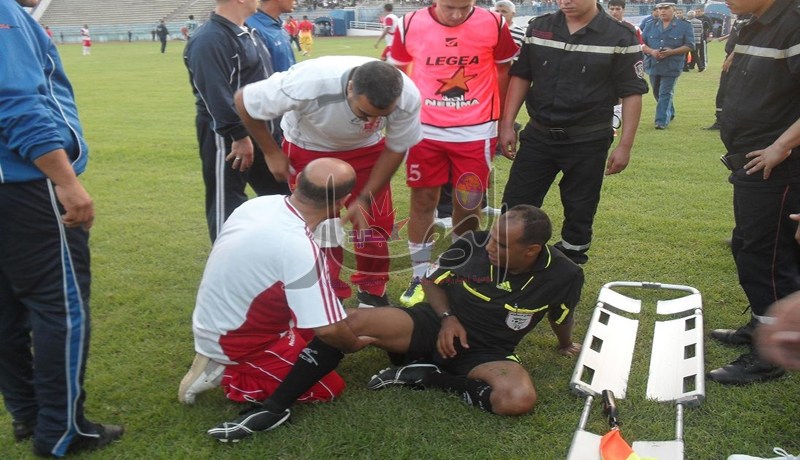 شغب، جرحى،إصابة 5 لاعبين من الطرفين والحكم يوقف اللقاء ربع ساعة قبل نهايته