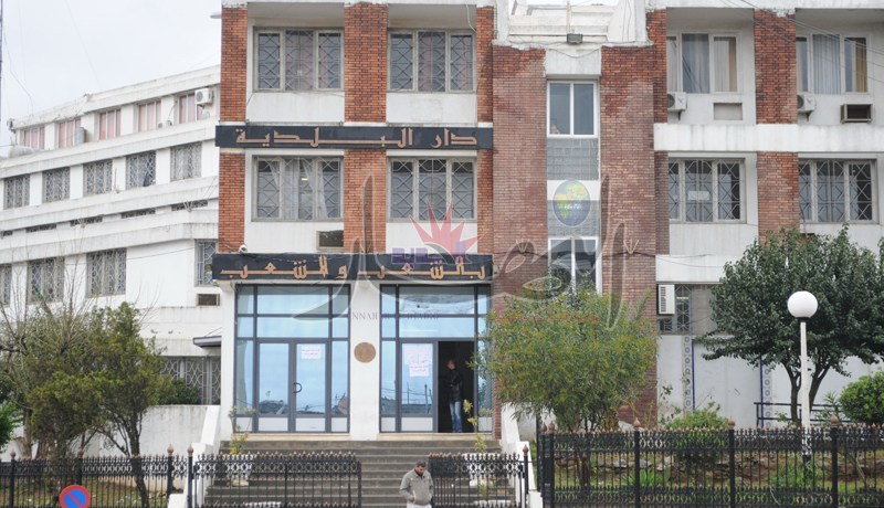 بوزريعة تتحول إلى مملكة ''السّي مخلوف''