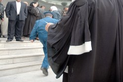 وكيل جمهورية «سكران» يحطم سيارة عائلة ويغلق حركة المرور في الطريق السريع بالعاصمة