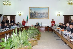 ''‬قـنابل مـوقوته‮'' ‬عــلى طـاولات الـوزراء الجــــدد‮ ‬