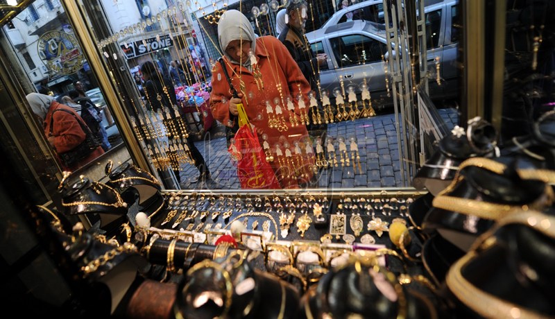 الجزائر تستورد 300 ‬مليار من الذهب خلال 11 ‬شهرا