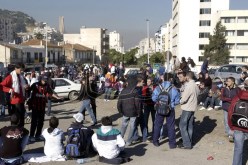 800 ‬تـلميذ‮ ‬يتحدّون الأمن وينظّـمون مـسيرة باتـجاه وزارة التــربية‮ ‬