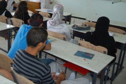 مديرة متوسطة تجري‮ ‬اختبارا استدراكيا لابن رجل أعمال أول السنة لإنجاحه في‮ ‬الوادي‮ ‬