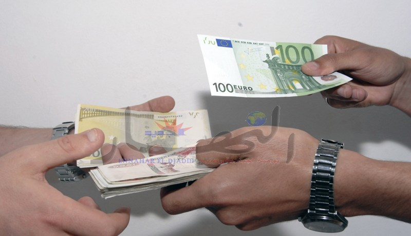 سعر صرف الأورو يرتفع إلى 148 ألف دينار في السوق السوداء