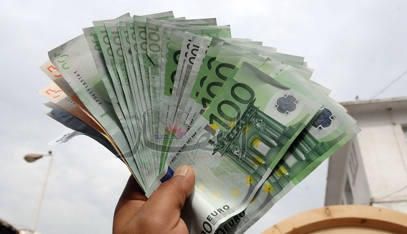 ‭ ‬مستثمران من برج بوعريريج‮ ‬يتورّطان في‮ ‬تهريب 800 ‬ألف أورو إلى بنوك أوروبية