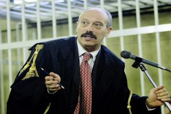 سأطيح بشكيب خليل كما أطحت ببرلسكوني