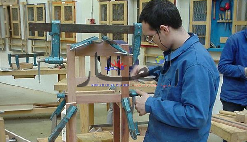 فــرق درك خـاصة لإعــادة إدمــاج القــصّر‮ ‬في‮ ‬المؤسسات التربوية ومراكز التكوين