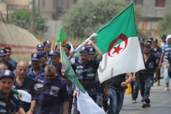 مجلس وزاري‮ ‬مشترك بين الداخلية والدّفاع‮ ‬لحـلّ‮ ‬أزمة الحرس البـلـدي‮ ‬